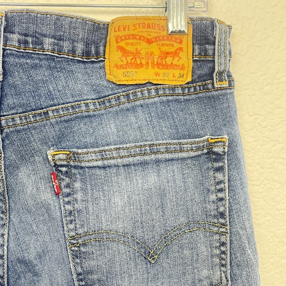 Levi's 559 Straight Leg Jeans Mens 32x34 Blue Denim Cotton Streetwear Distressed